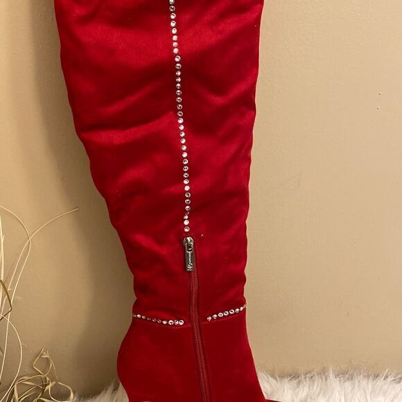 NWOT Jessica Simpson Women's Red Studded Pointed Toe Over Knee Boots Size: 9 - Picture 13 of 16